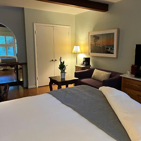 Carmel Garden Inn ภายนอก รูปภาพ