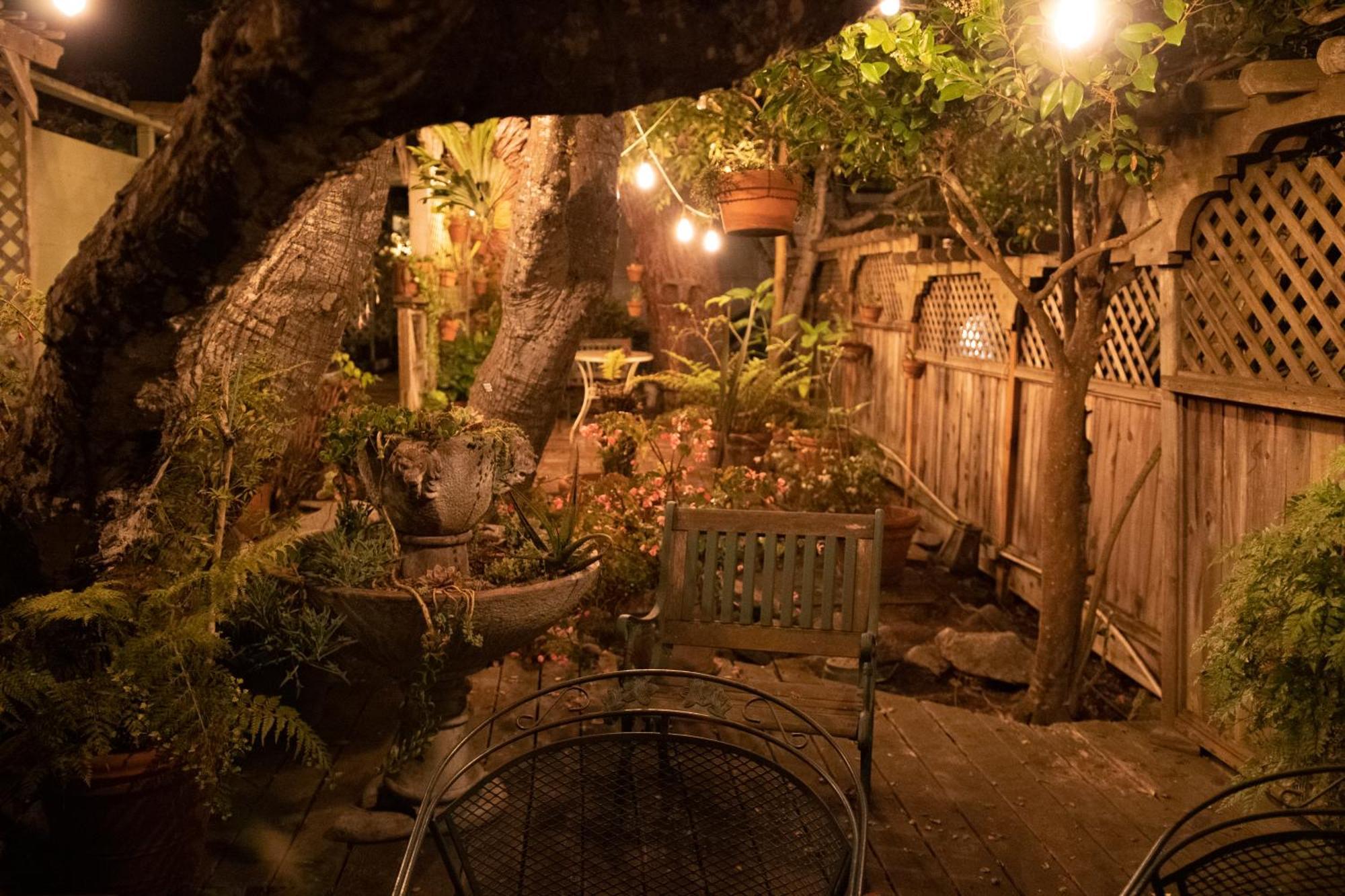 Carmel Garden Inn ภายนอก รูปภาพ